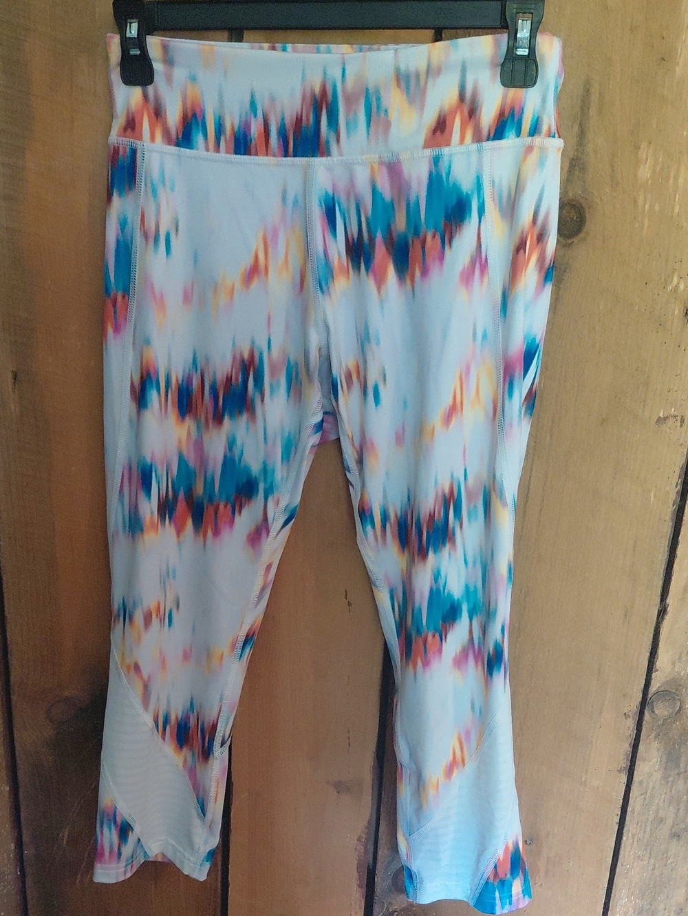 tek gear White Capri Leggings with Teal, Coral & Yellow Abstract Print